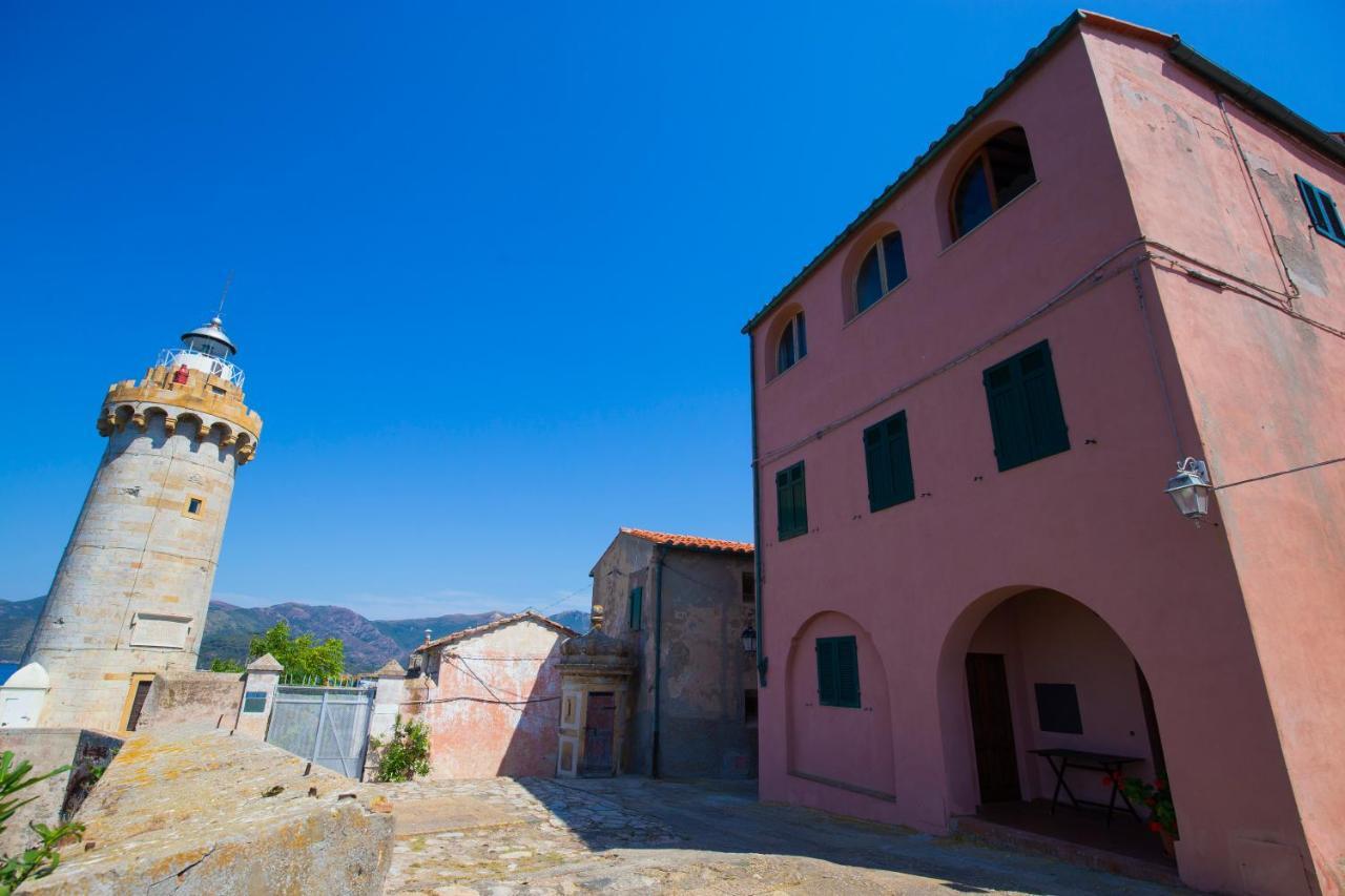 Helloelba Appartamento Il Faro Portoferraio Exterior photo