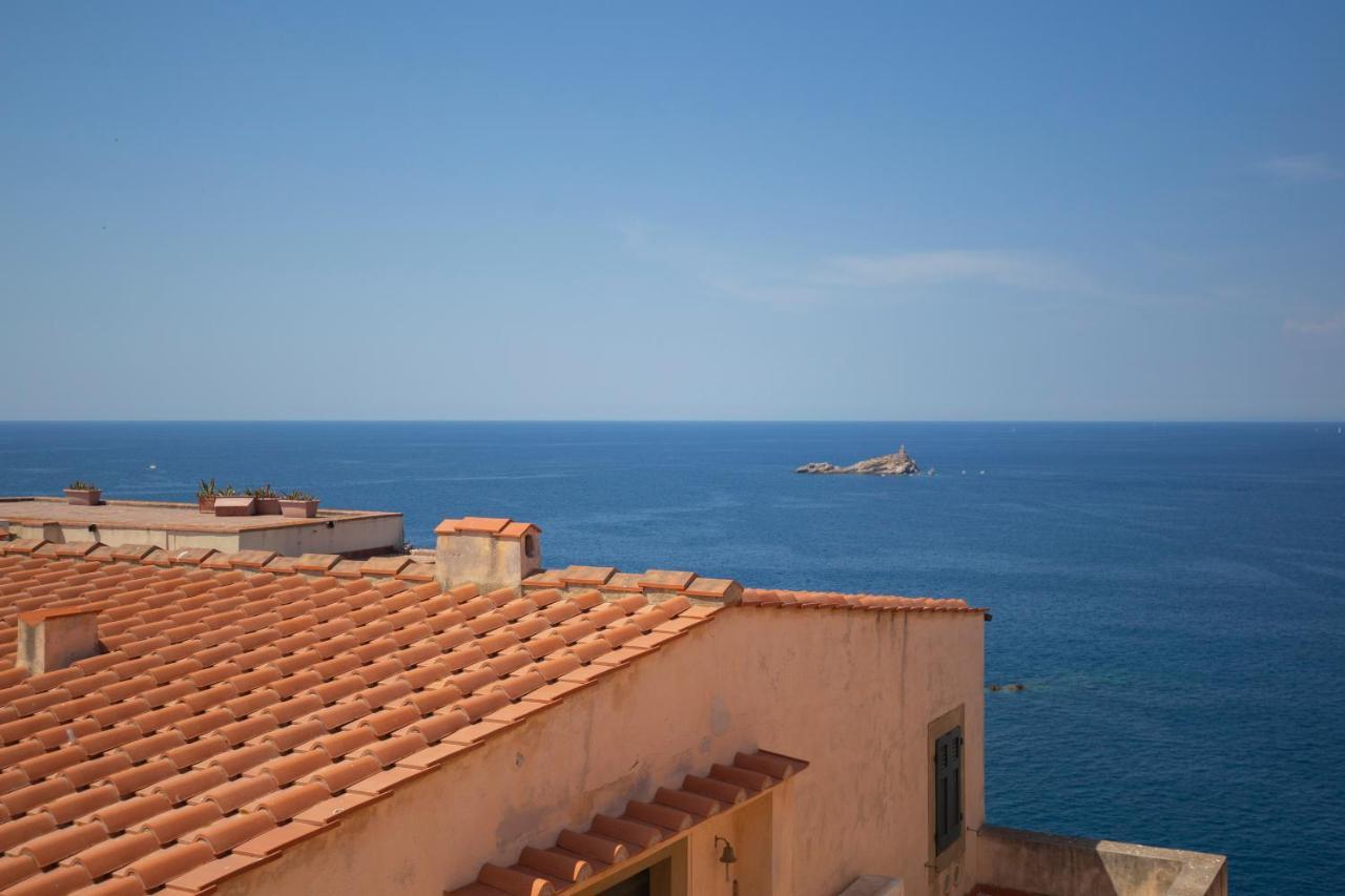 Helloelba Appartamento Il Faro Portoferraio Exterior photo